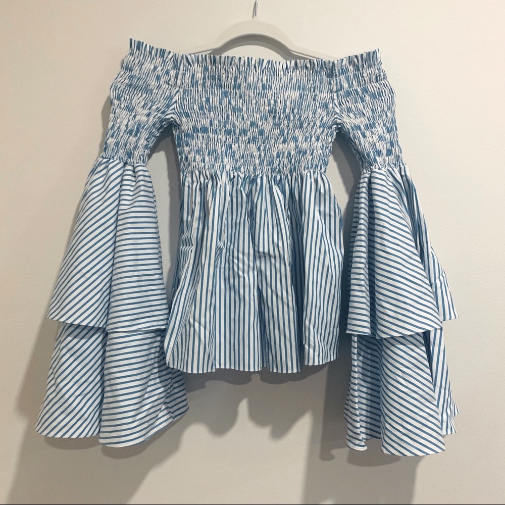 Off the Shoulder Ruffle Sleeve Top